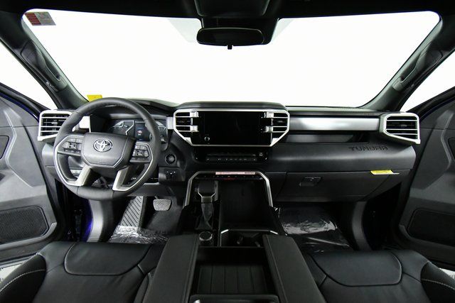 2026 Toyota Tundra SR5 - Photo 18