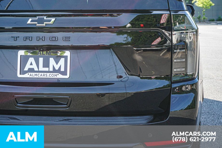 Used 2025 Black Chevrolet Z71 image 13