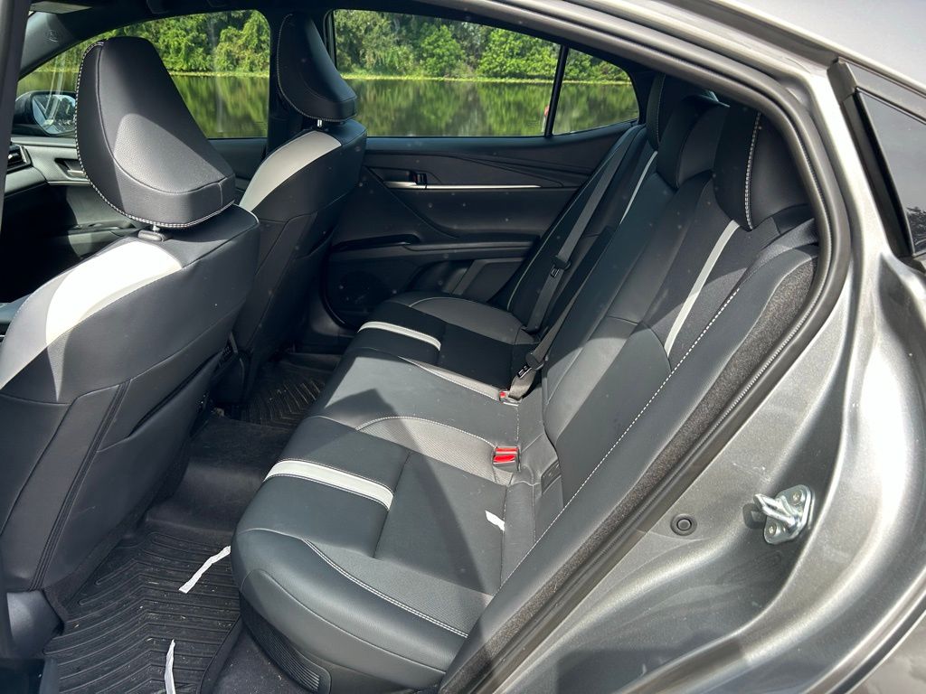 Thumbnail: 2025 Toyota Camry - 12