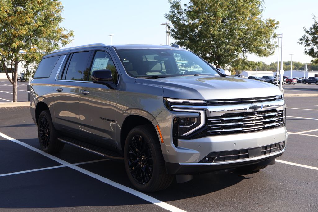 Thumbnail: 2025 Chevrolet Suburban - 10