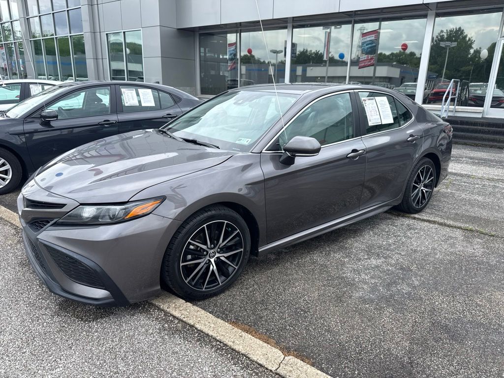 2023 Toyota Camry SE FWD