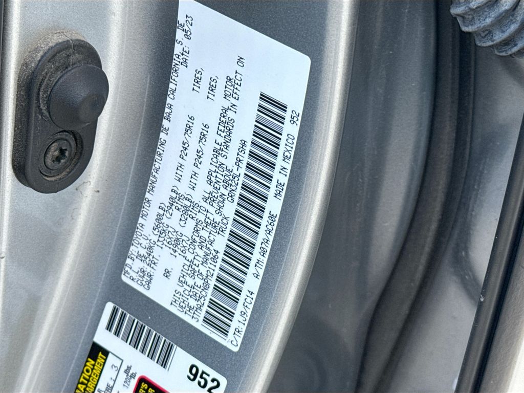 2023 Toyota Tacoma TRD Sport 29