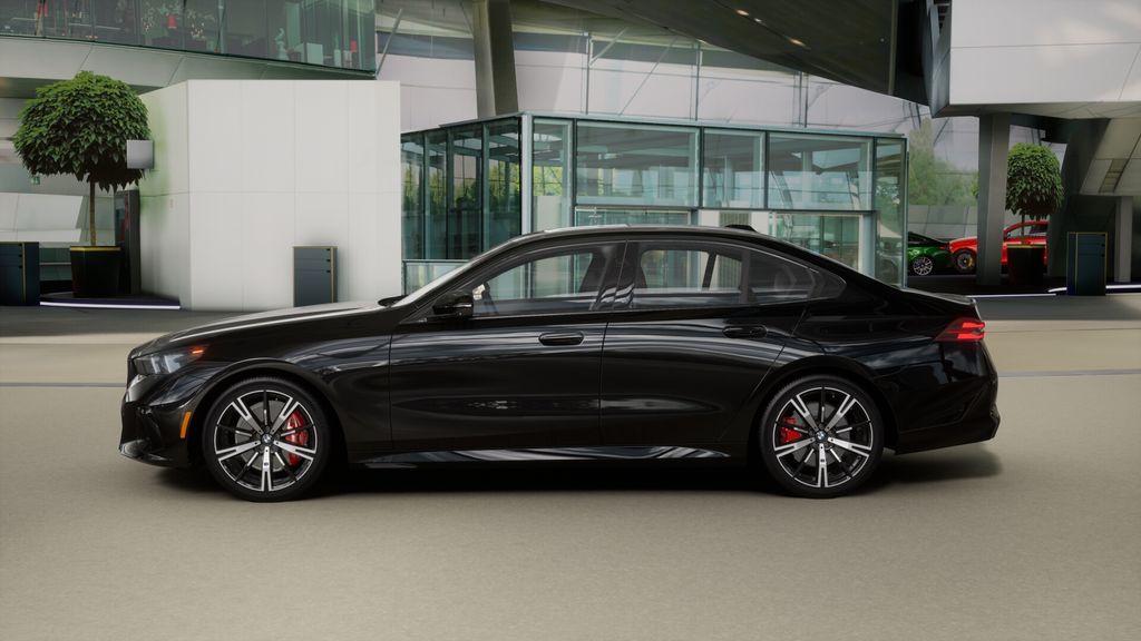 Thumbnail: 2026 BMW 5 Series - 4
