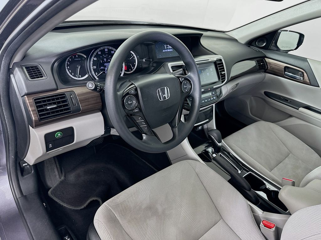 Thumbnail: 2017 Honda Accord - 9