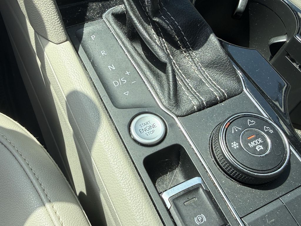 2022 Volkswagen Atlas SEL Blue at Bayway Chrysler Dodge Jeep Ram