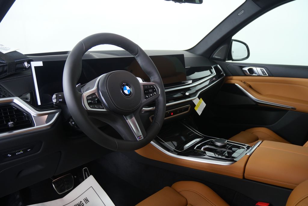 Thumbnail: 2026 BMW X5 - 13
