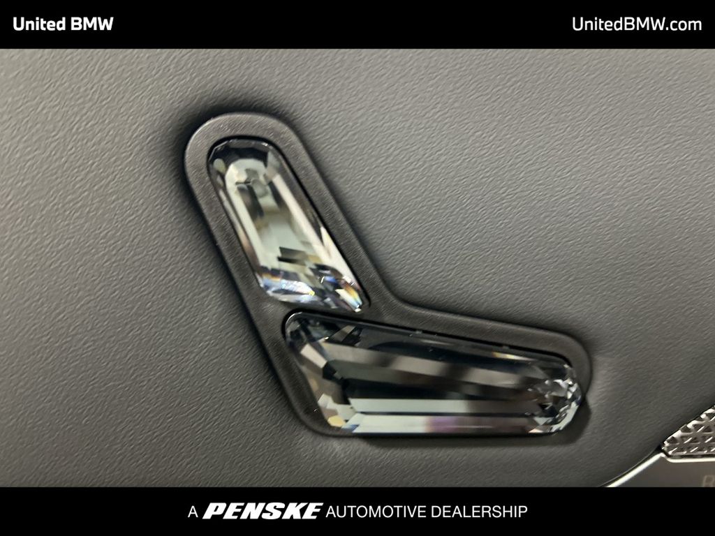 Thumbnail: 2026 BMW 7 Series - 12