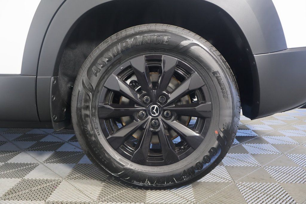 Thumbnail: 2025 Mazda CX-50 - 10