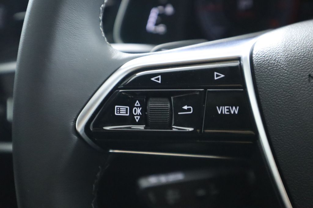 Thumbnail: 2025 Audi A7 - 11