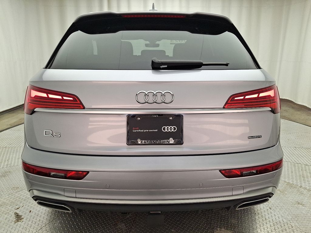 Thumbnail: 2023 Audi Q5 - 5