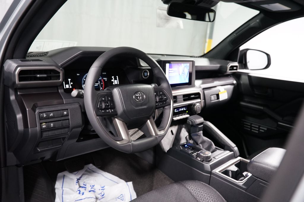 Thumbnail: 2025 Toyota 4Runner - 12