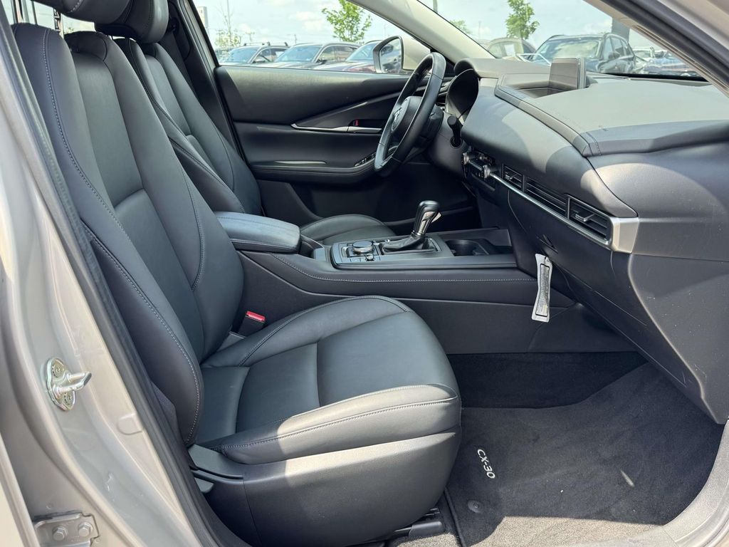 2023 Mazda CX-30 Select - Photo 16