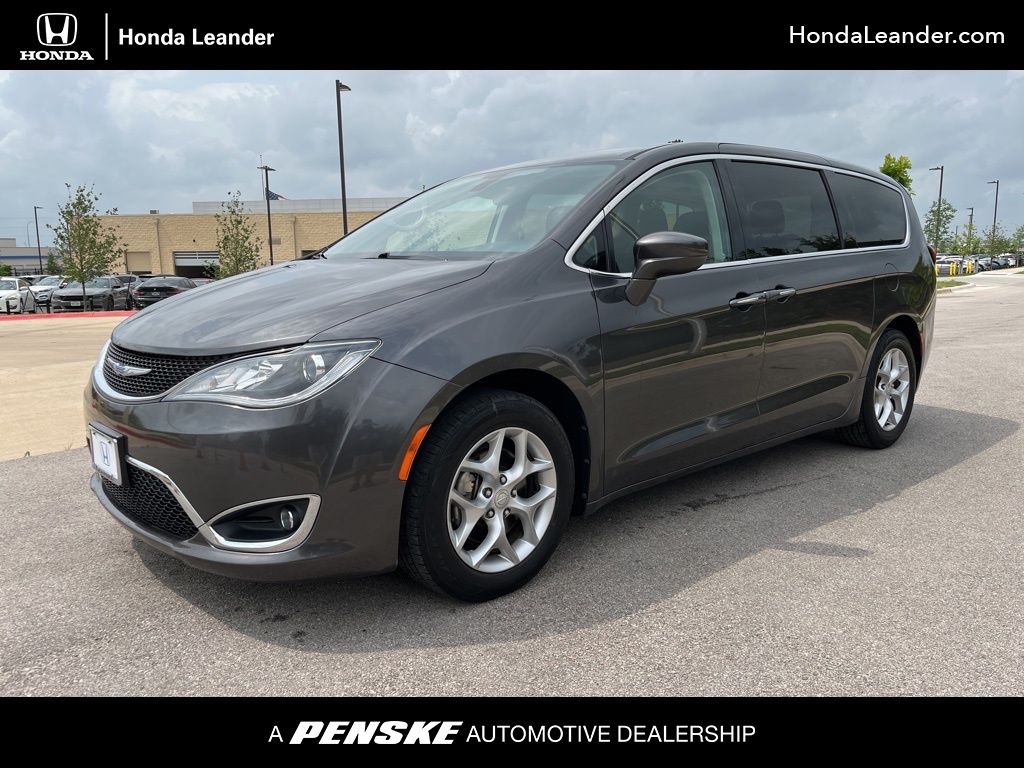 2019 Chrysler Pacifica Touring Plus -
                Leander, TX