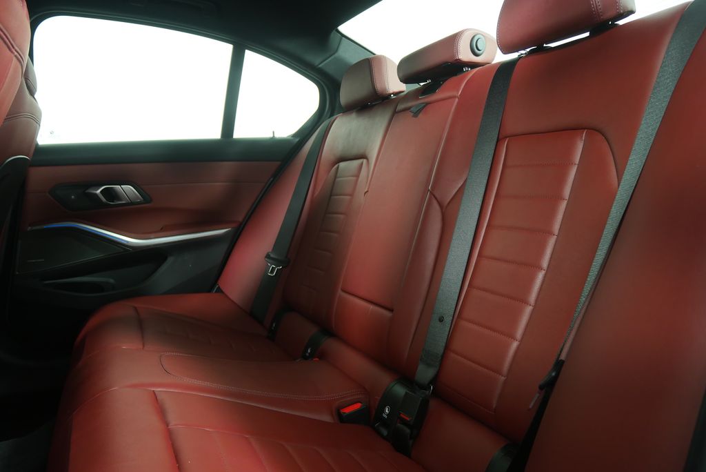 Thumbnail: 2023 BMW 3 Series - 16