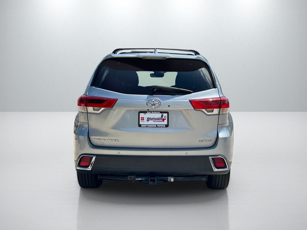 Used 2018 Toyota Highlander SUV
