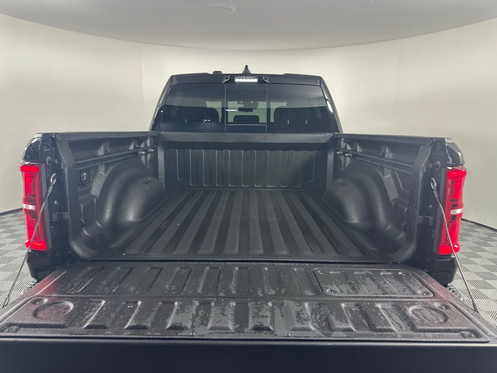Thumbnail: 2025 RAM 1500 - 23