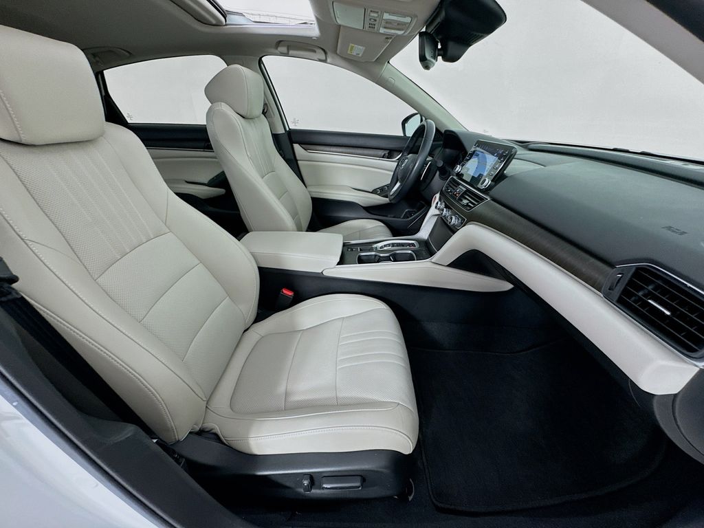 Used Car 2021 Honda Accord  Touring 2.0t For Sale Under $30,000 In Austin, Texas