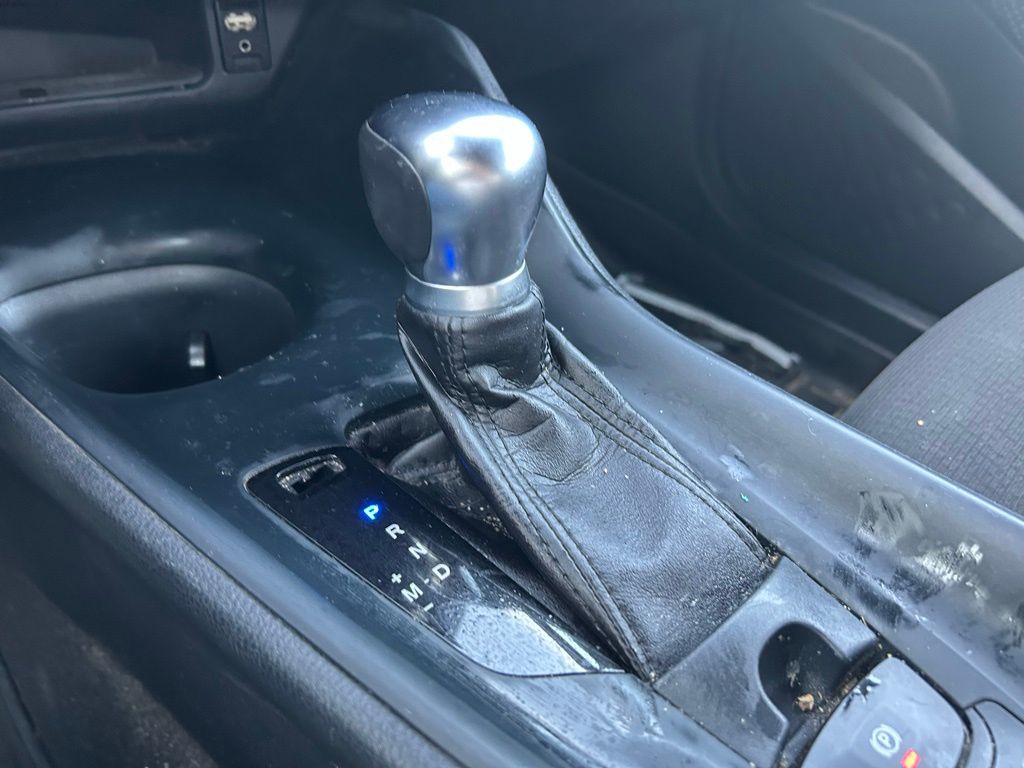 Thumbnail: 2019 Toyota C-HR - 26