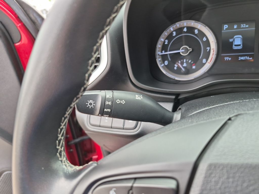 Used Car 2022 Hyundai Venue  Sel For Sale Under $20,000 In Austin, Texas