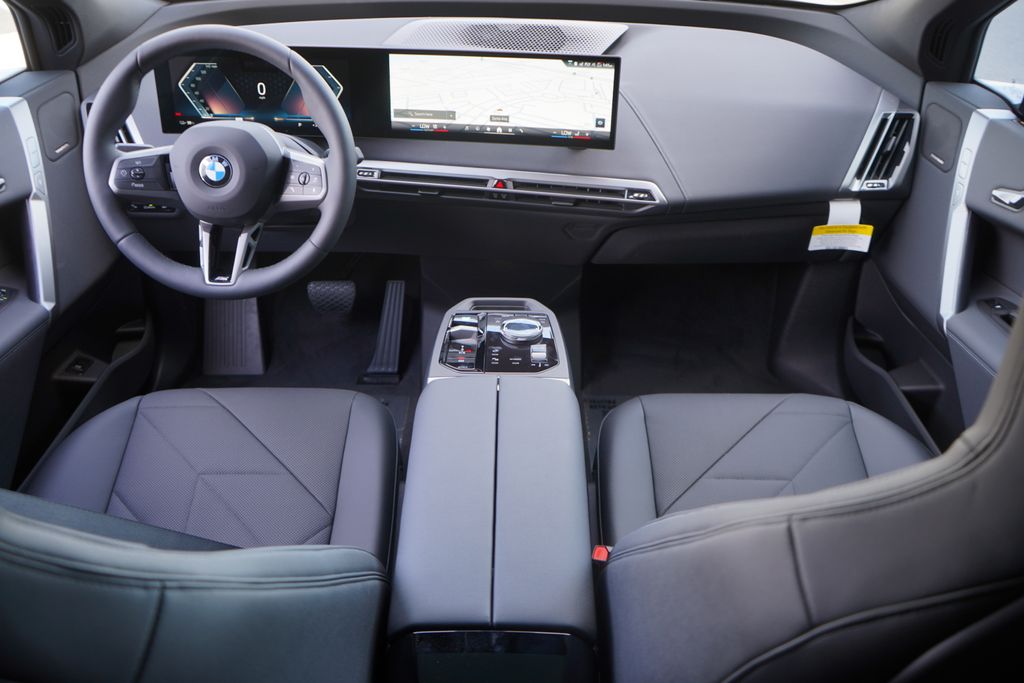 2025 BMW iX xDrive50 13