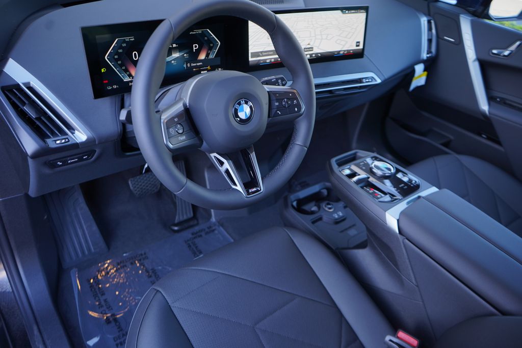 2025 BMW iX xDrive50 12