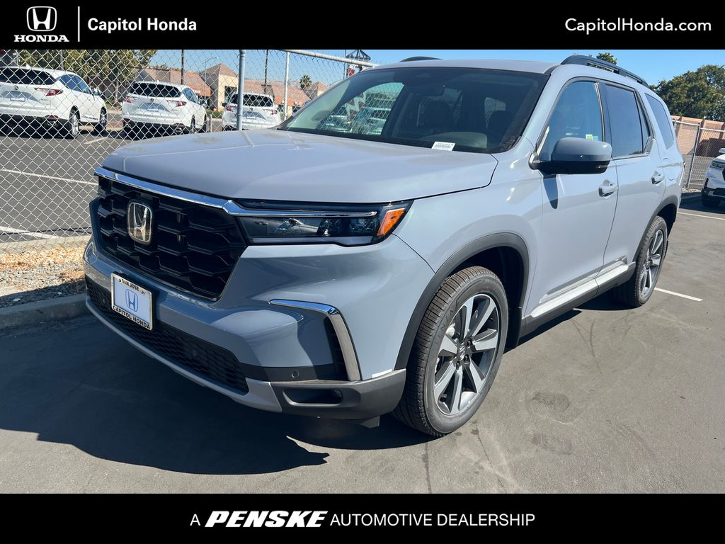 2025 Honda Pilot Touring -
                San Jose, CA