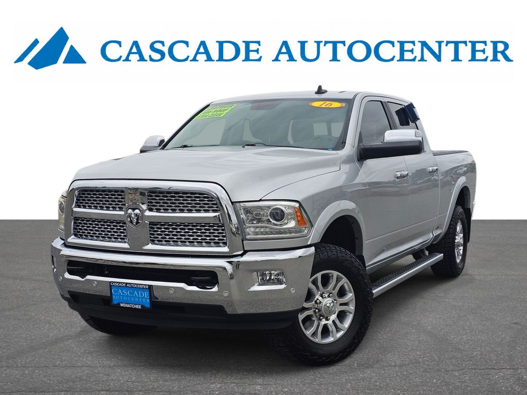Bright Silver Clearcoat Metallic 2016 RAM 2500 Pickup Truck Four-Wheel Drive 6-Speed Automatic