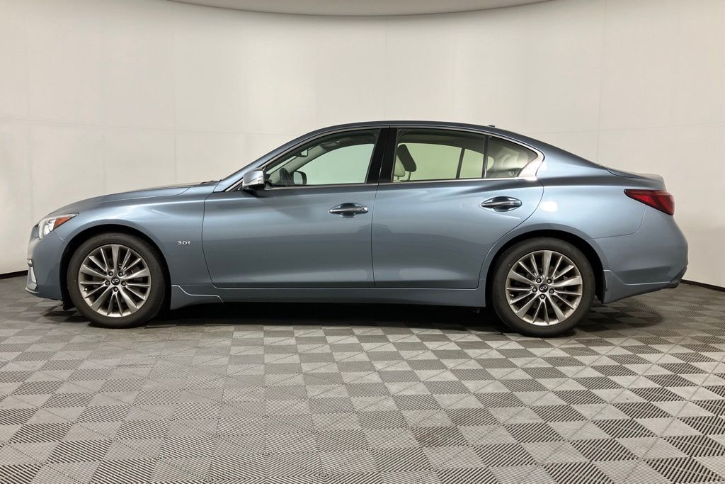 2019 INFINITI Q50 Luxe 2