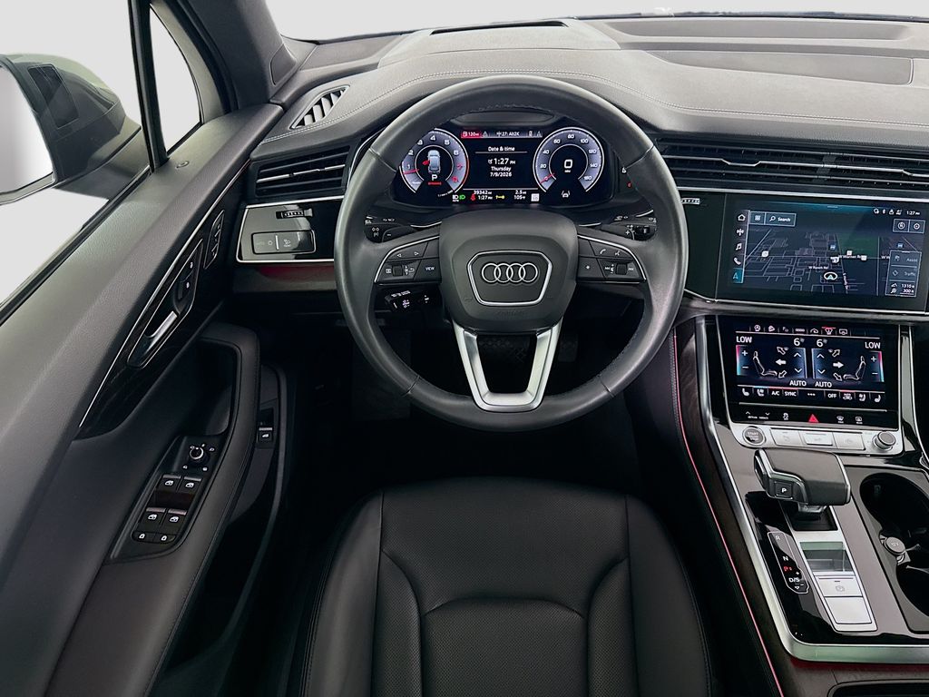 Thumbnail: 2023 Audi Q7 - 10