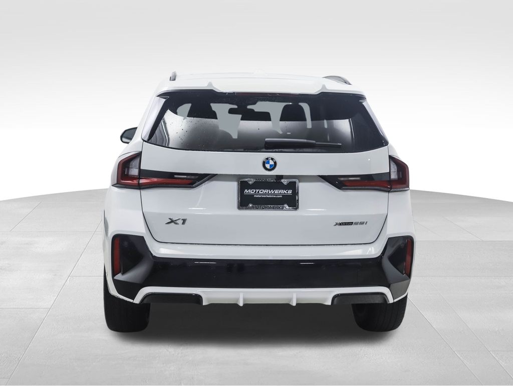 Thumbnail: 2026 BMW X1 - 4
