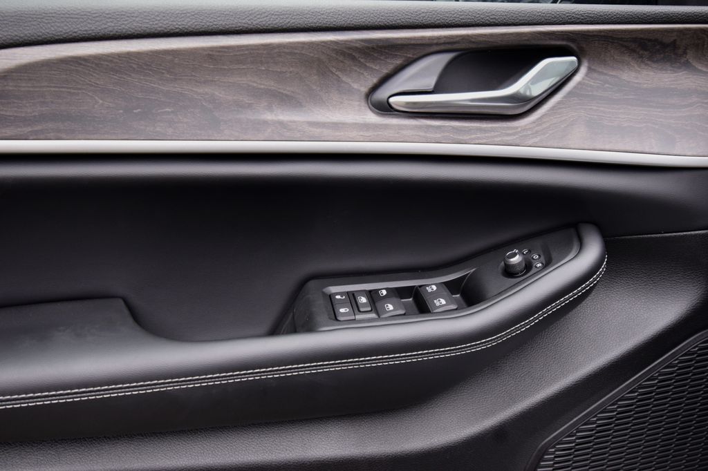 new 2026 Jeep Grand Cherokee L car, priced at $49,926