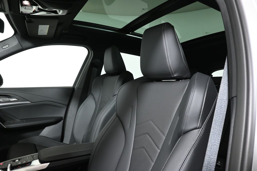 Thumbnail: 2026 BMW X1 - 16