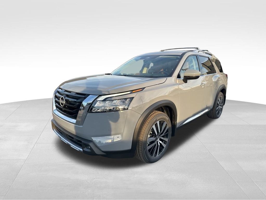 2025 Boulder Gray Pearl Nissan Pathfinder Platinum FWD SUV