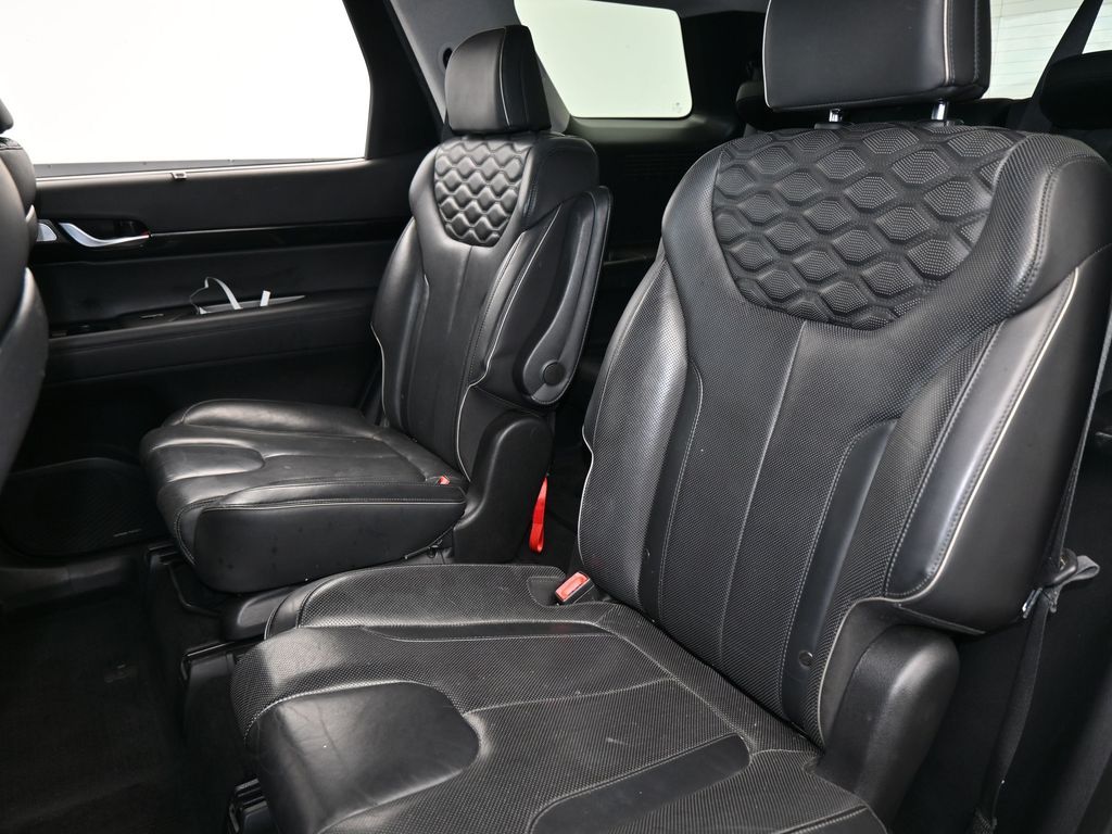 Used 2021 Hyper White Hyundai Limited image 40