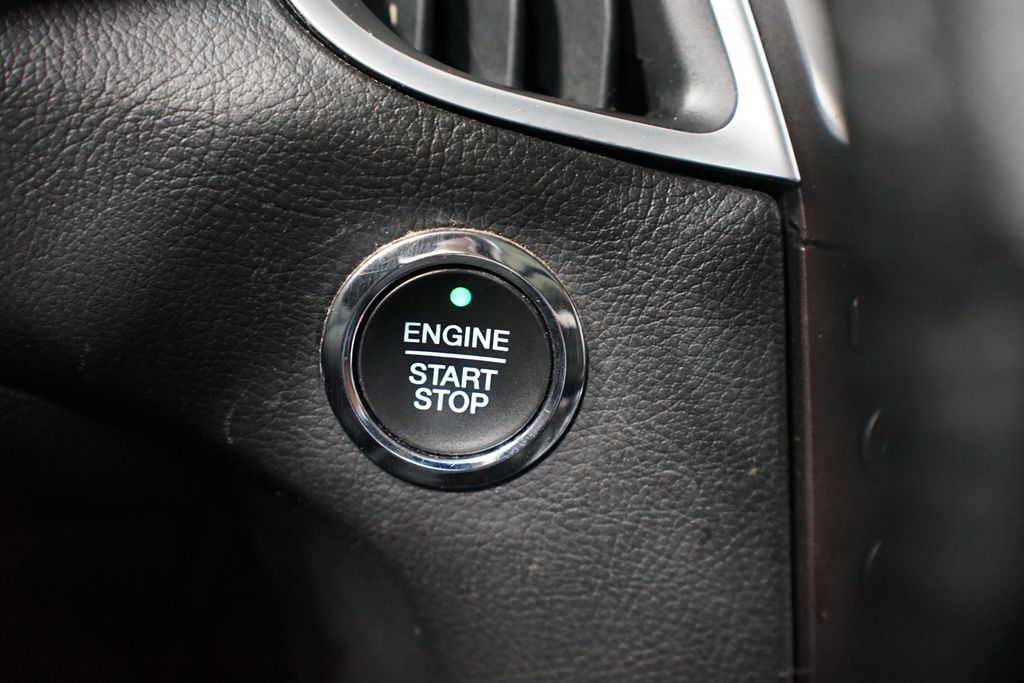 Thumbnail: 2016 Ford Edge - 25