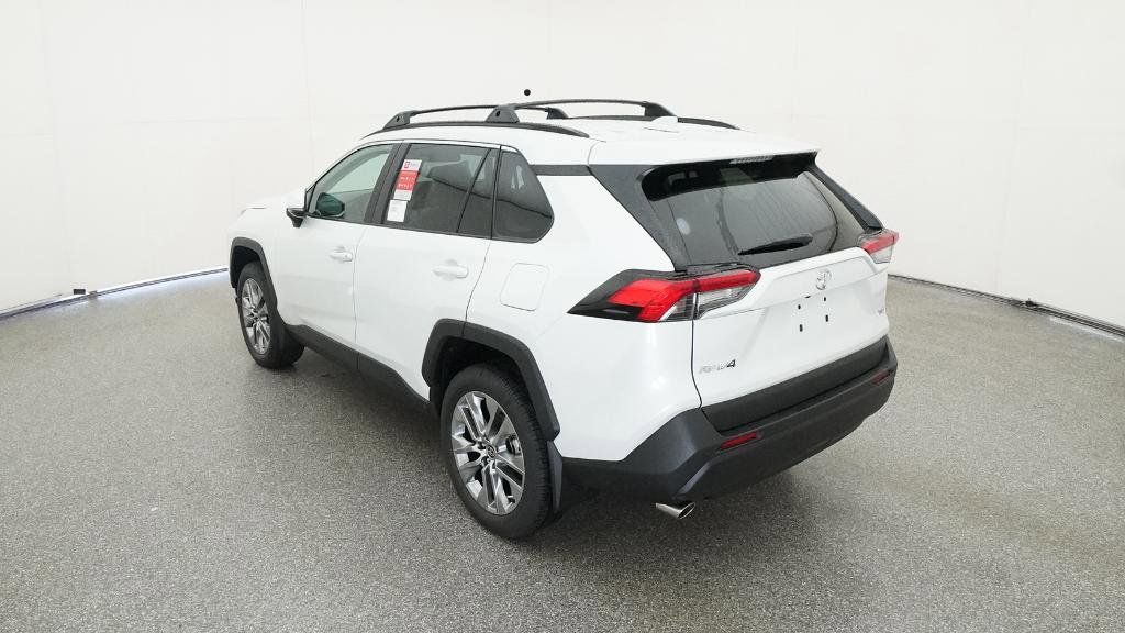 Thumbnail: 2025 Toyota RAV4 - 17