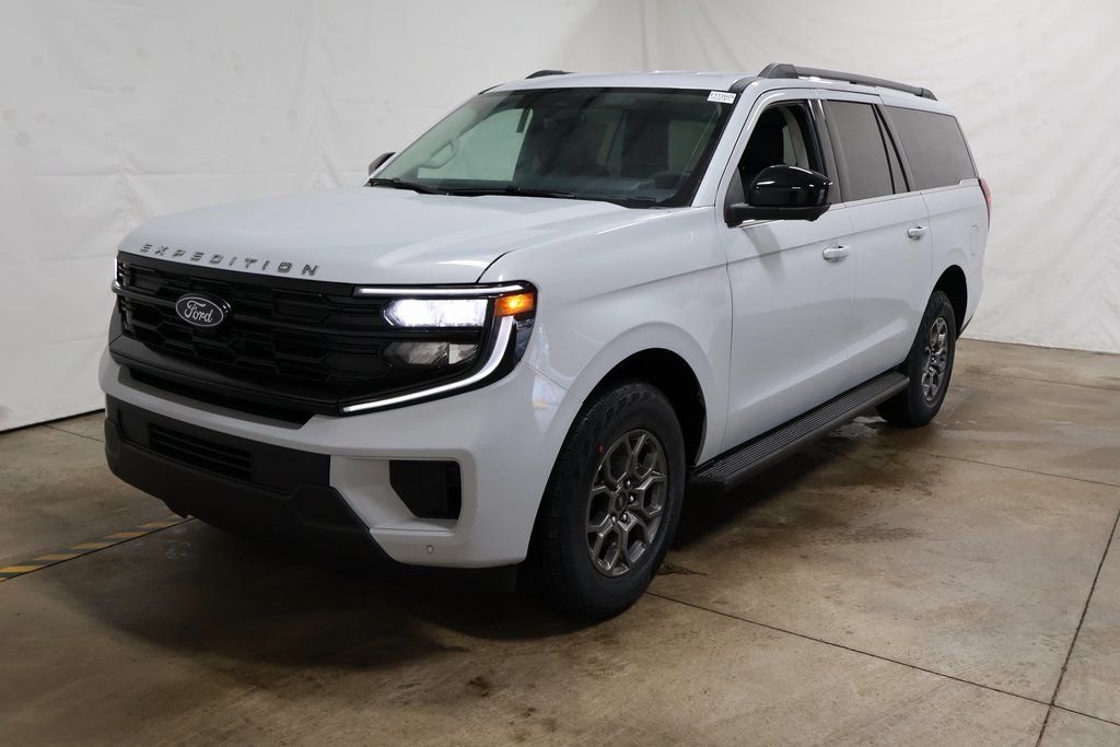 2026 Ford Expedition MAX Active RWD