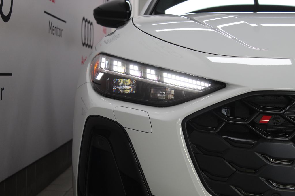 Thumbnail: 2025 Audi S5 - 10