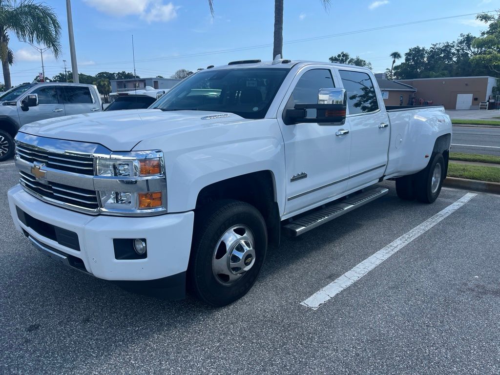 Summit White 2015 Chevrolet Silverado 3500HD High Country Crew Cab 4WD Pickup Truck Four-Wheel Drive 6-Speed Automatic