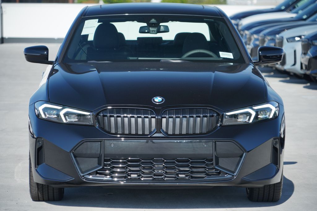 Thumbnail: 2026 BMW 3 Series - 2