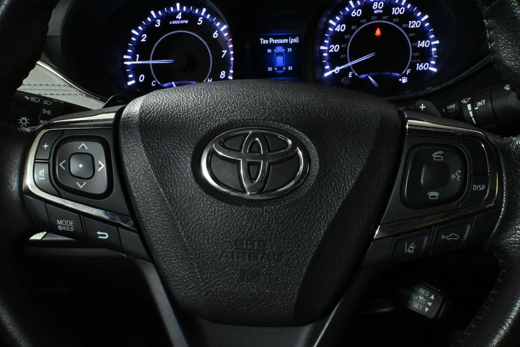 Thumbnail: 2017 Toyota Avalon - 21