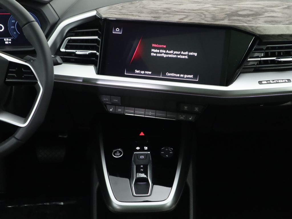 2025 Audi Q4 e-tron  15