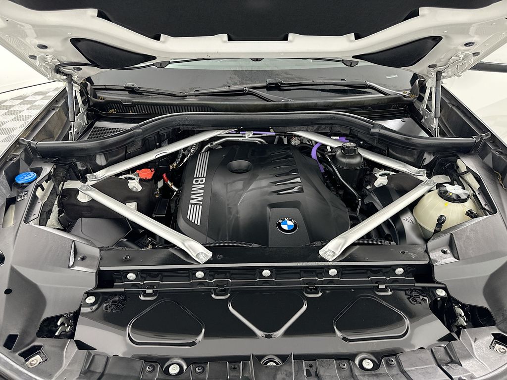 2023 BMW X7 xDrive40i 30