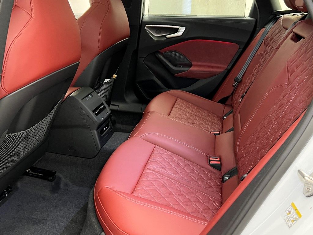 Thumbnail: 2025 Audi S5 - 24