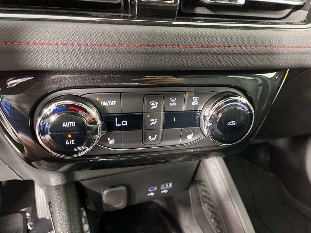 Thumbnail: 2026 Chevrolet TrailBlazer - 30