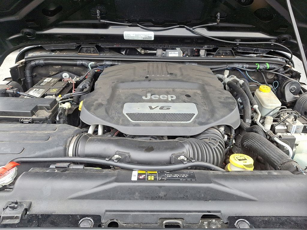 Thumbnail: 2017 Jeep Wrangler - 29