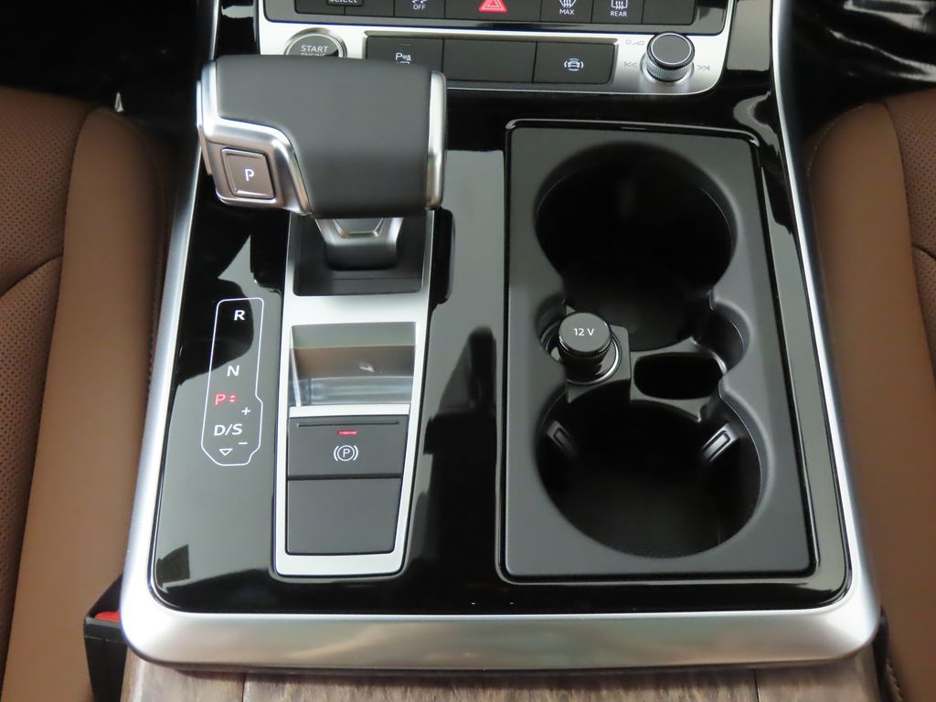 Thumbnail: 2025 Audi Q7 - 21