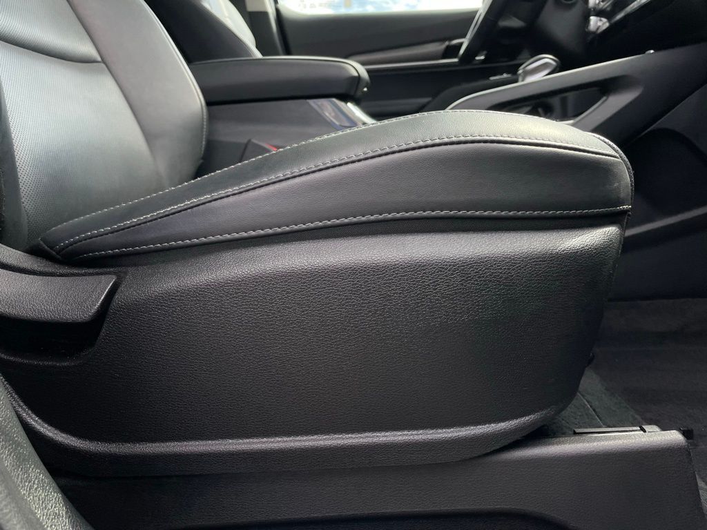 Thumbnail: 2022 Kia Telluride - 30