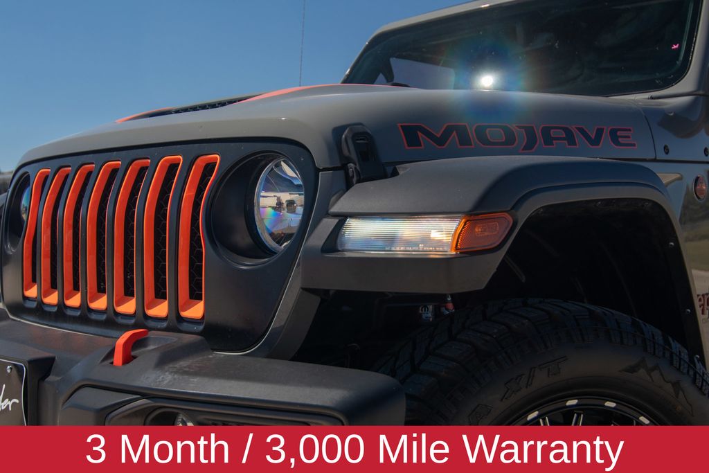 2022 Jeep Gladiator Mojave 2