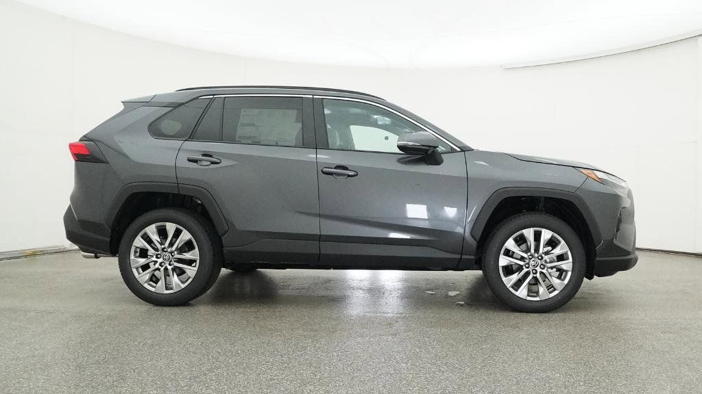 Thumbnail: 2025 Toyota RAV4 - 12